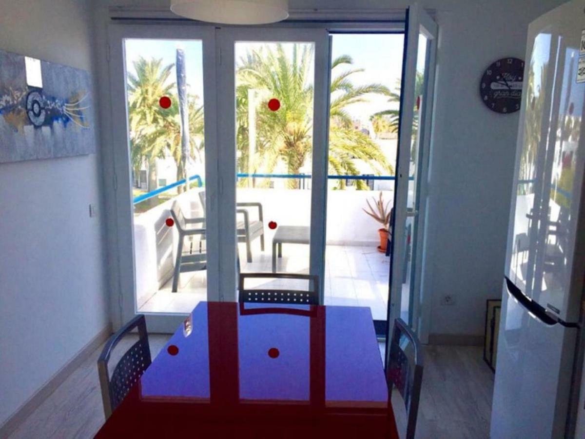 Los Barqueros Corralejo "Beach Front - Town Centre" Apartman Kültér fotó